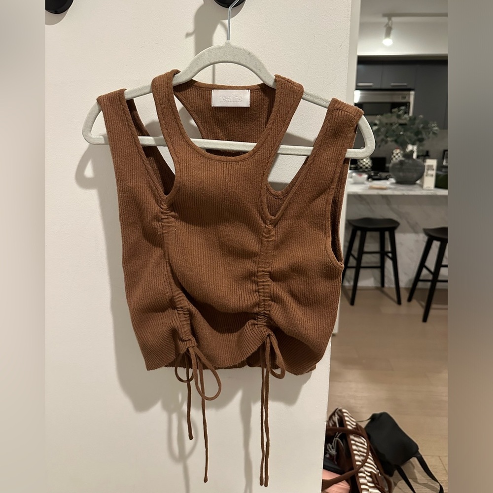 Isalis Top